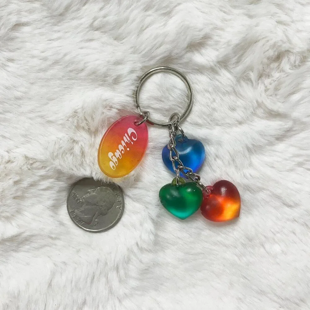 🔮 5/$25 Vintage‎ Chicago Hearts Keychain